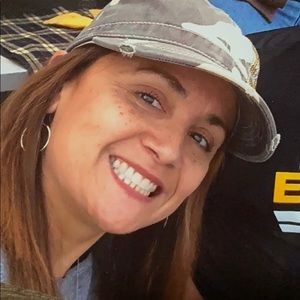 Meet your Posher, Christina